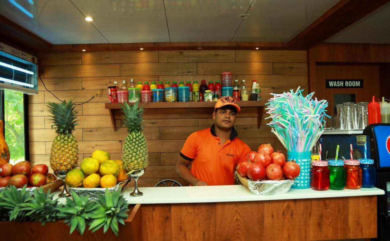 Sree Janardhana Residency كولاّم المظهر الخارجي الصورة